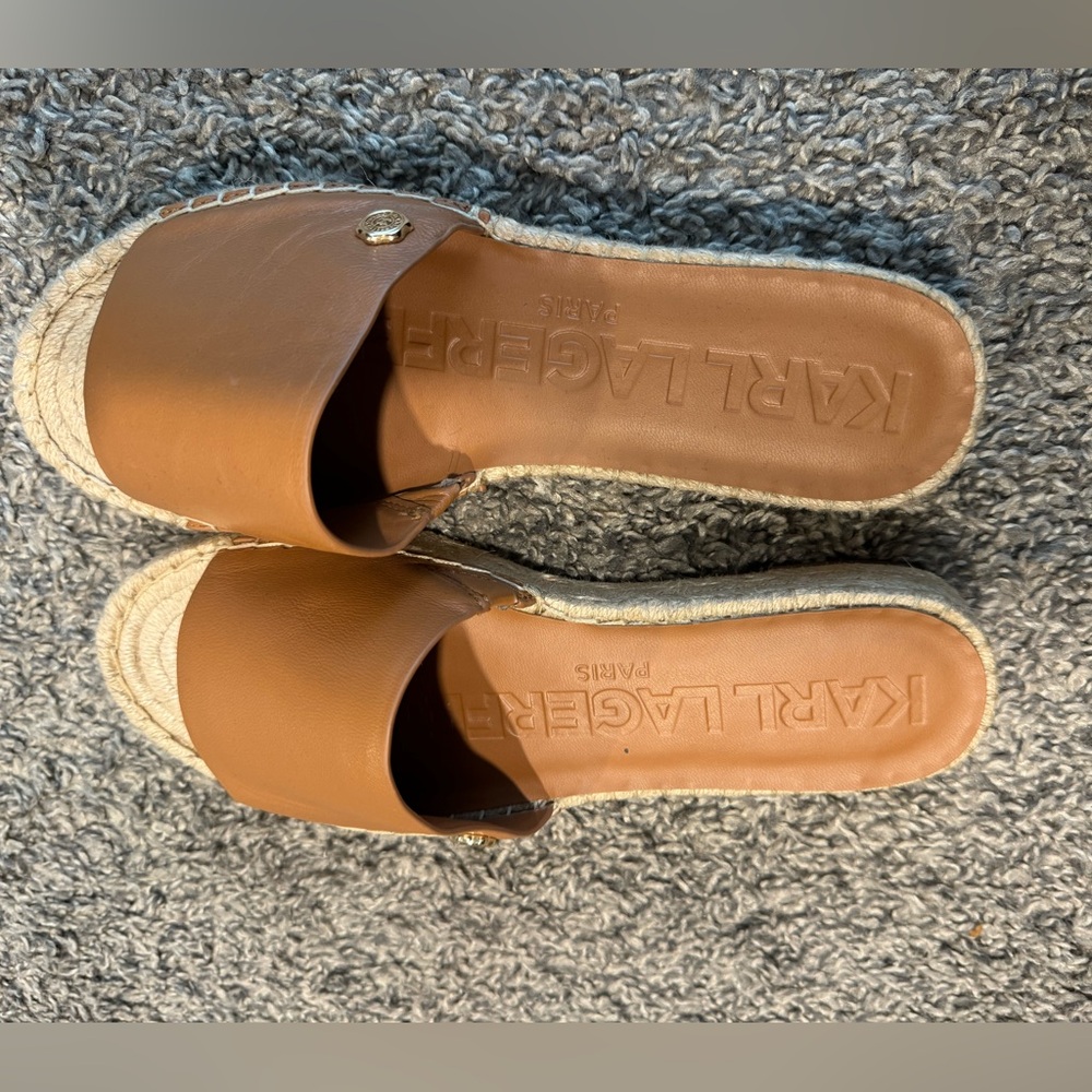 KARL LAGERFELD PARIS
Carsten Leather Espadrille Platform Sandals
